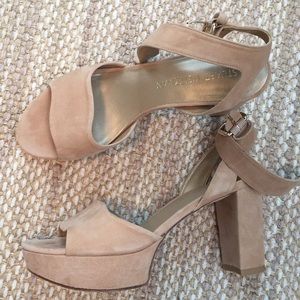 Stuart Weizman nude platform sandals